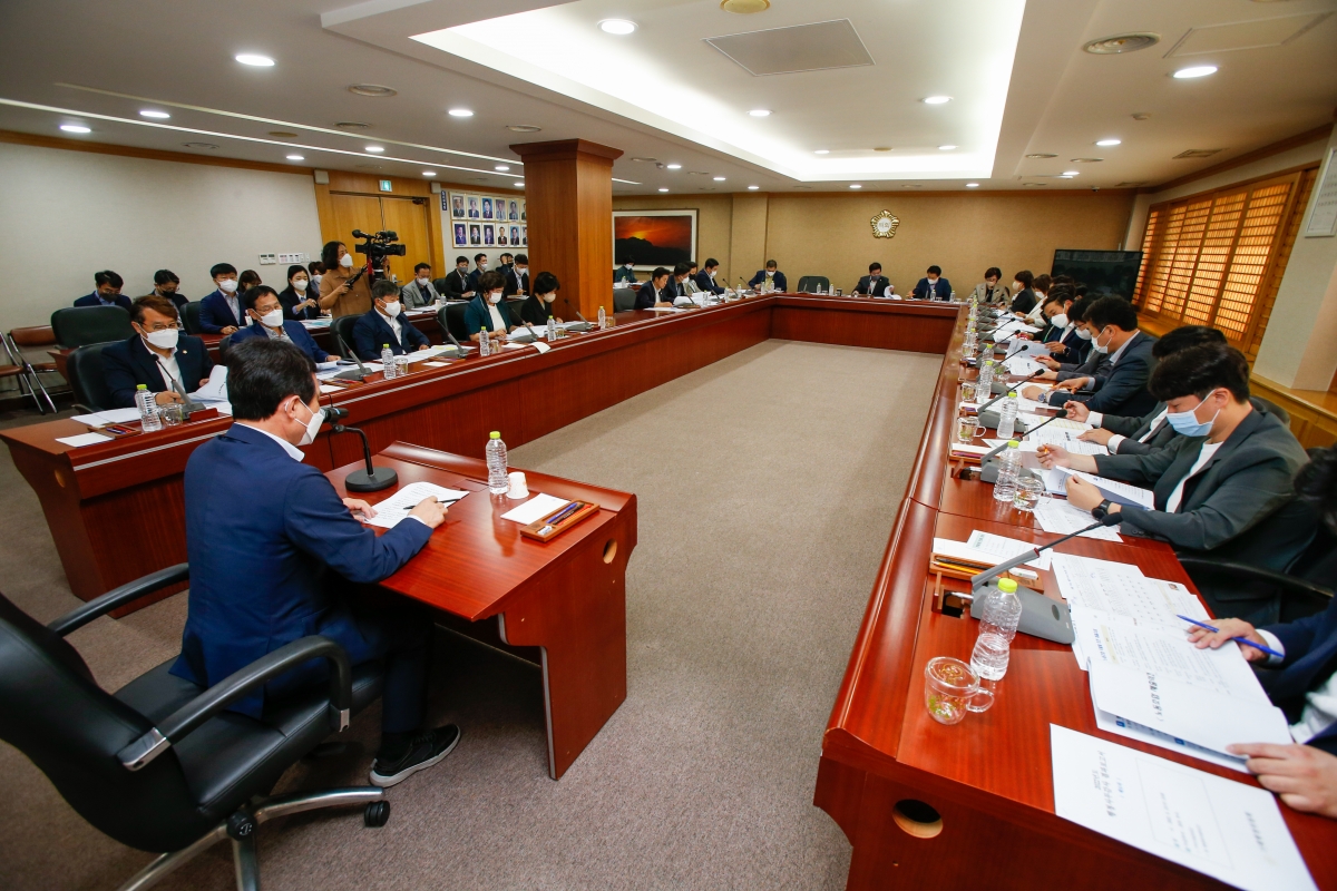 20220922-001[_P7U3118-전체의원 간담회.JPG