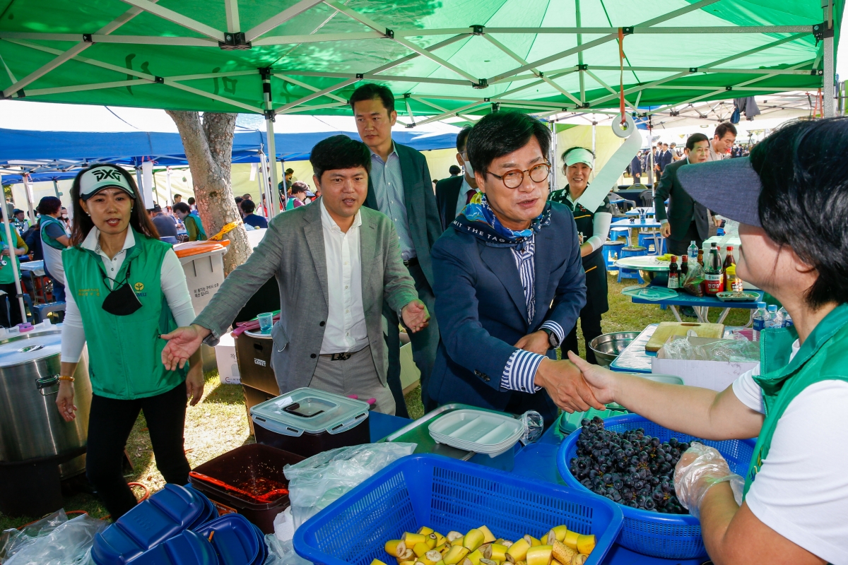 20220924-076[_P7U3789-1-제28회 LG주부배구대회.jpg