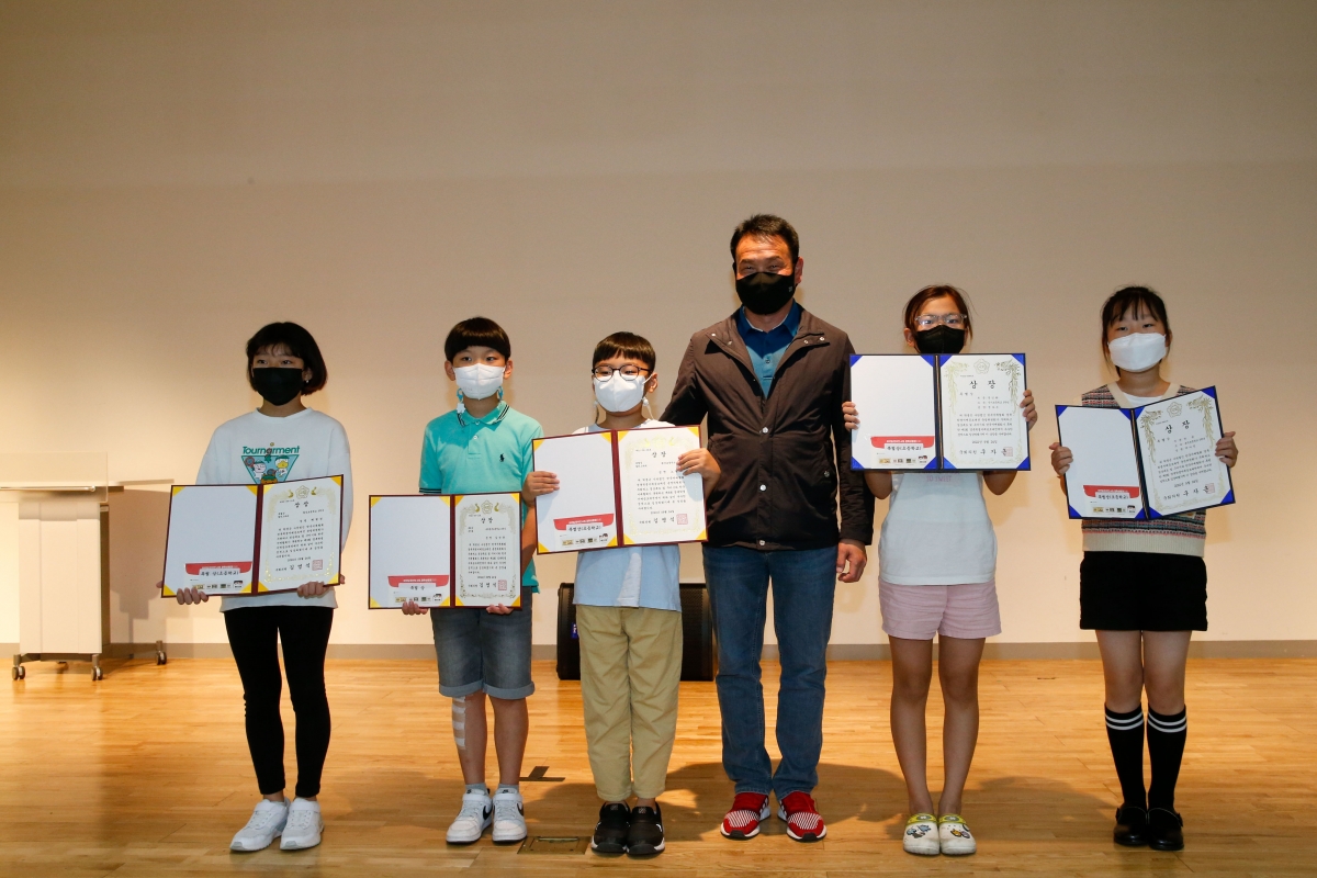 20220924-169[_P7U4058-1-제11회 서협 구미지부전 개막식 및 시상식.jpg