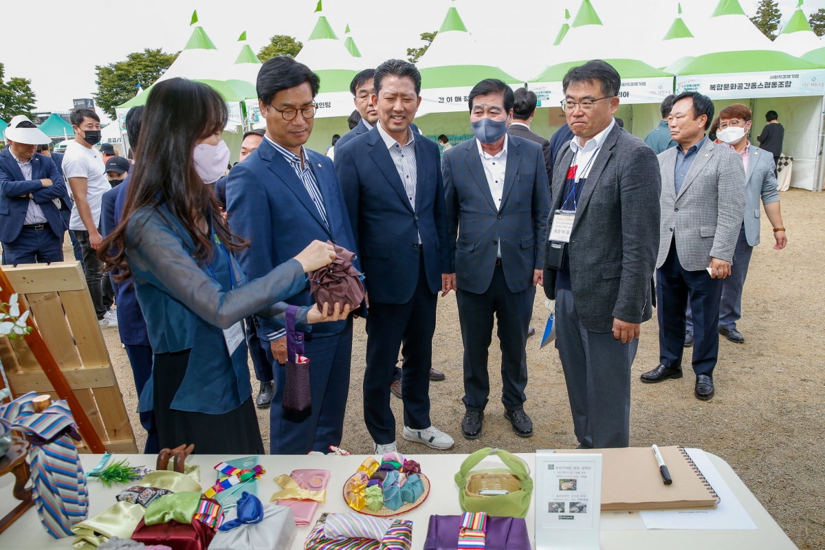 20220925-102[_P7U4327-1-작은 행복나눔 LG경북사회적경제페스타.jpg