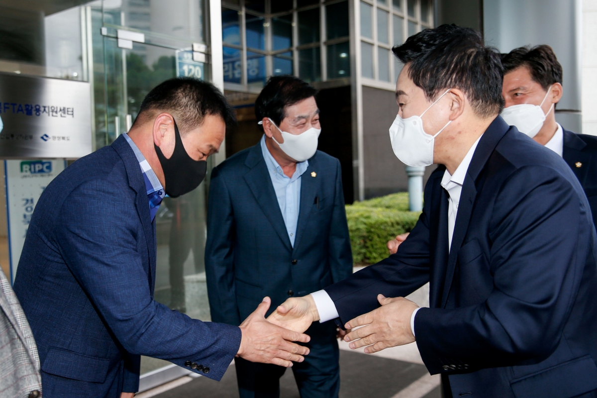 20220926-002[_P7U4373-1-원희룡 국토교통부장관 초청 구미현안 보고회.jpg