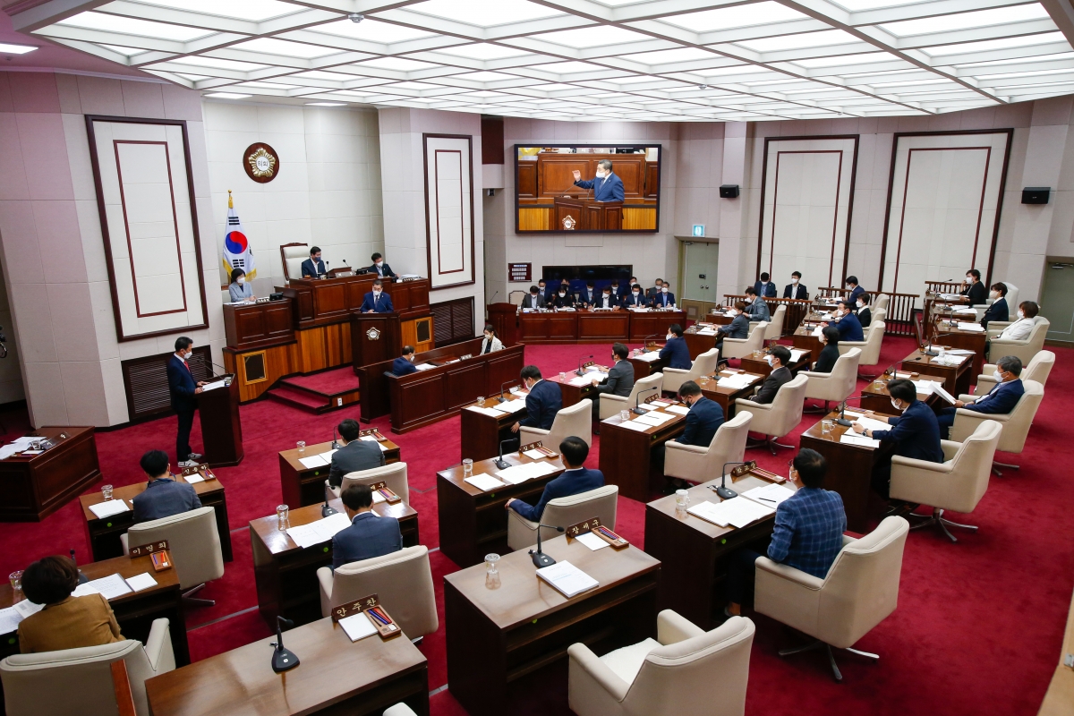 20220923-013[_P7U3386-제261회 제1차 정례회 제2차 본회의시 박세채 의원 시정질문 복사.jpg