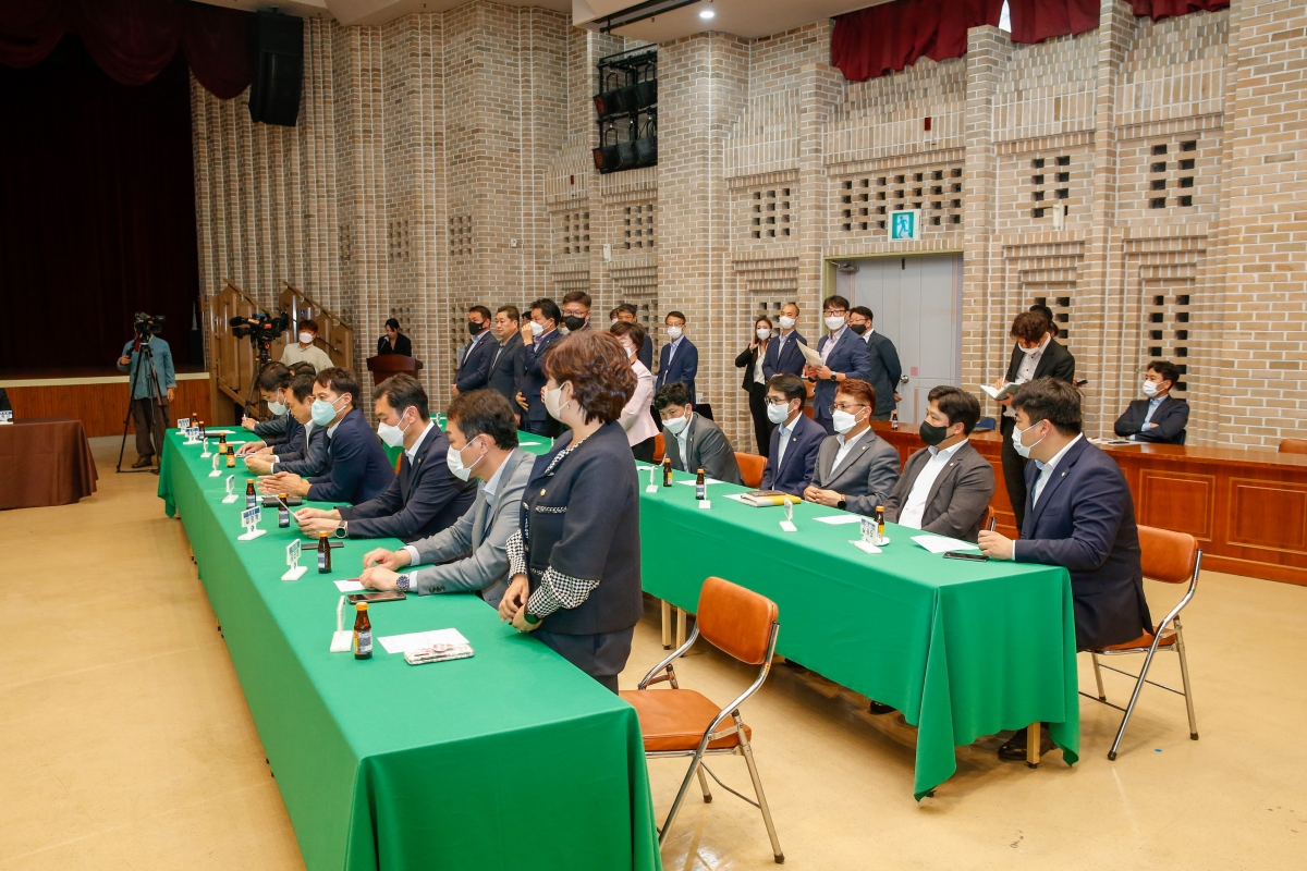 20220928-033[_P7U4640-LIG넥스원과 경상북도 구미시간 투자양해각서 체결식.JPG