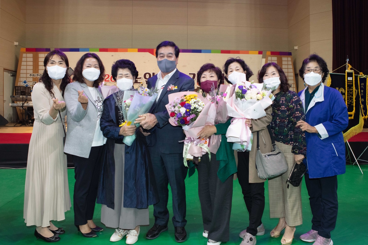 20221007-031[IMG_2600-제26회 노인의 날 기념식.JPG