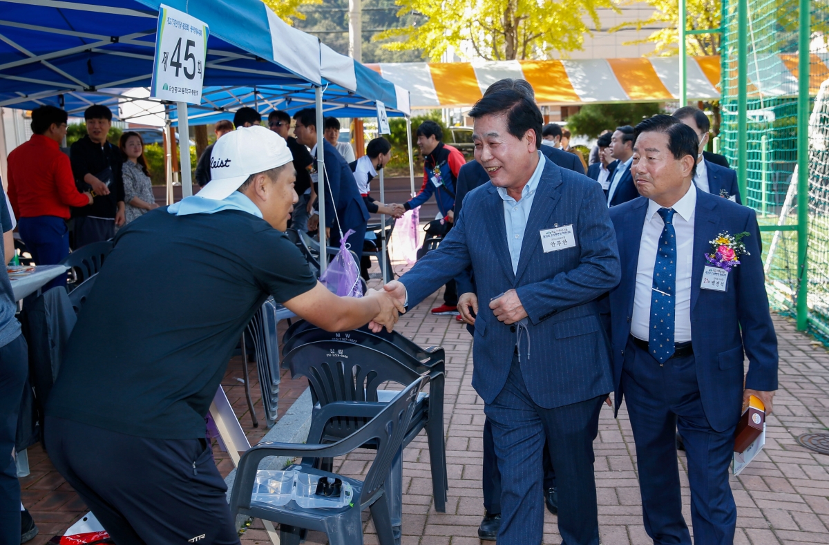20221016-015[_P7U6879-1-제35회 오상중·고 총동창회 체육대회.jpg