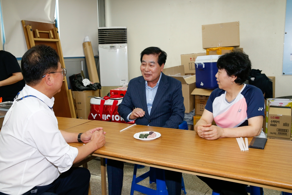 20221016-029[_P7U6931-1-제12회 구미시배드민턴협회 여성부대회.jpg