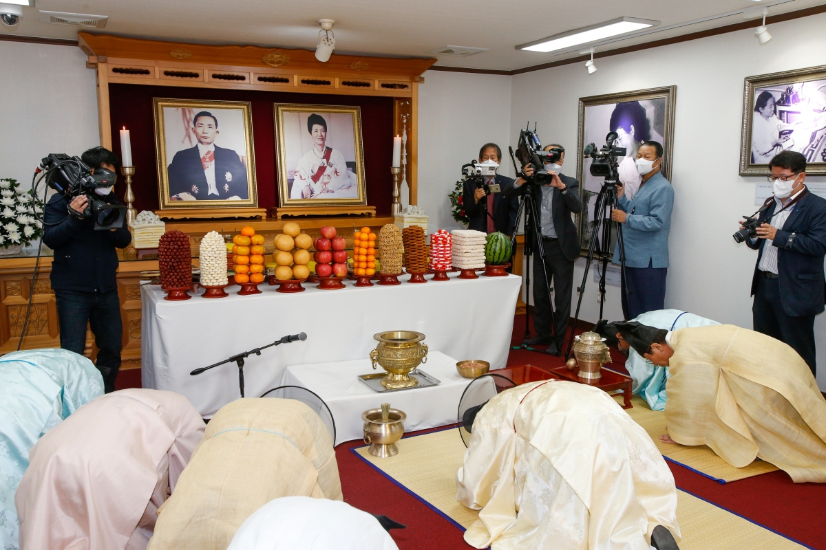 20221026-029[_P7U8642-박정희 대통령 43주기 추모제 및 추도식.JPG