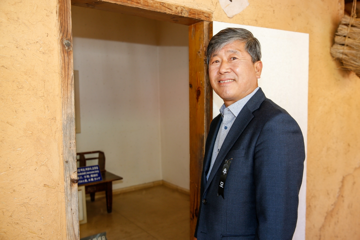 20221026-010[_P7U8570-박정희 대통령 43주기 추모제 및 추도식.JPG