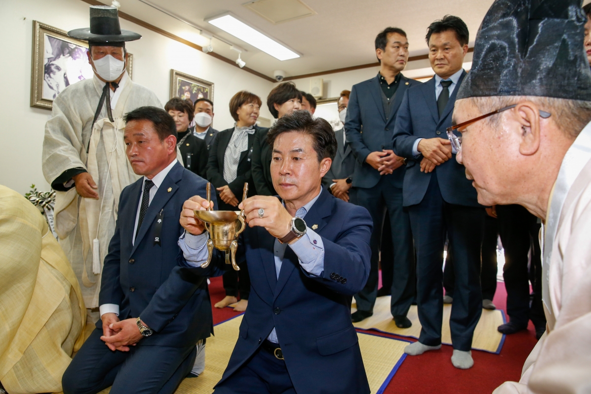 20221026-034[_P7U8655-박정희 대통령 43주기 추모제 및 추도식.JPG