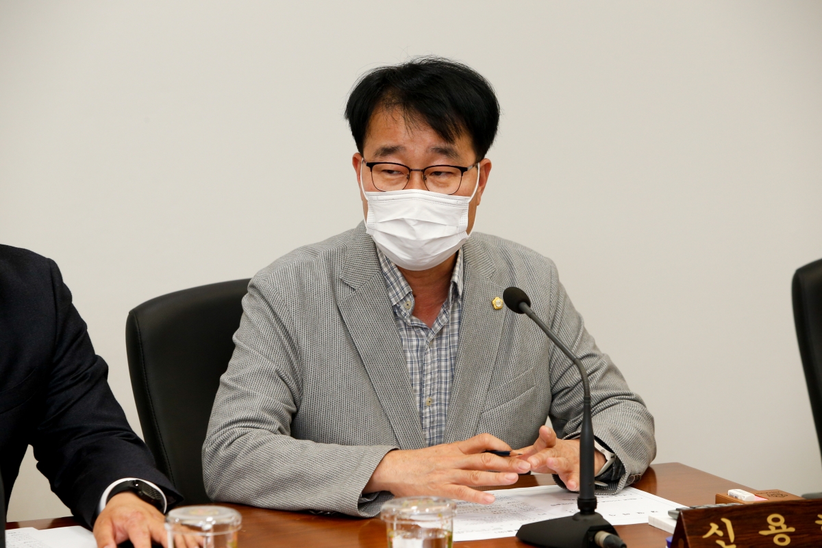 20221117-009[_P7U1513-폐회중 의회운영위원회 활동.JPG