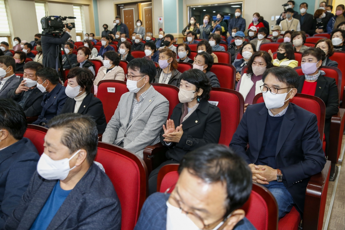 20221121-009[_P7U1859-1-제27회 농업인의 날 기념행사.jpg