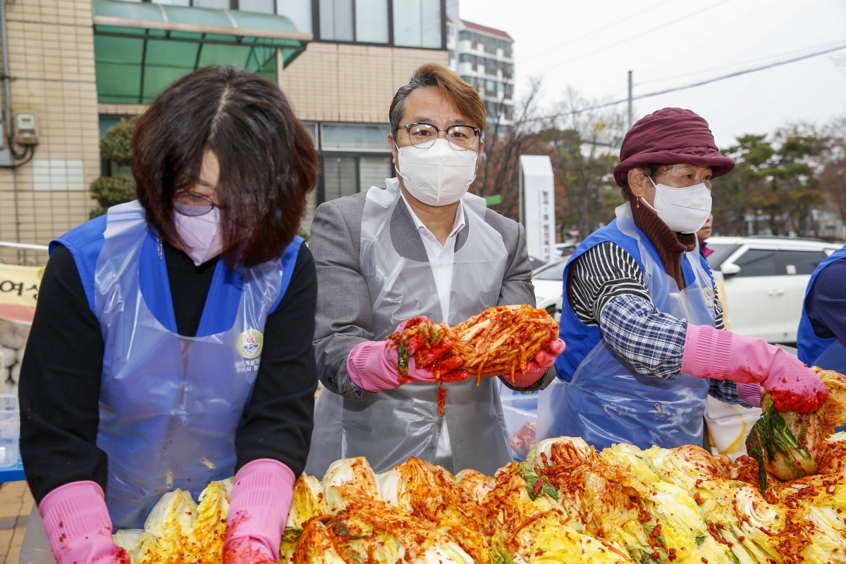 20221122-018[_P7U2055-1-바르게살기운동 구시미여성회 김장 및 밑반찬 행사.jpg
