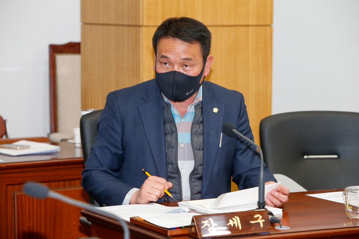 20221128-047[_P7U3077-제263회 구미시의회 제2차 정례회시 산업건설위원회 조례안 심사활동.JPG