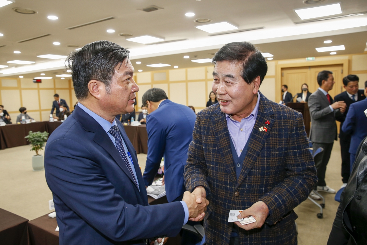 20221202-007[_P7U3795-1-베트남 박린성 다오 광 카이 부성장 구미방문 환영식.jpg