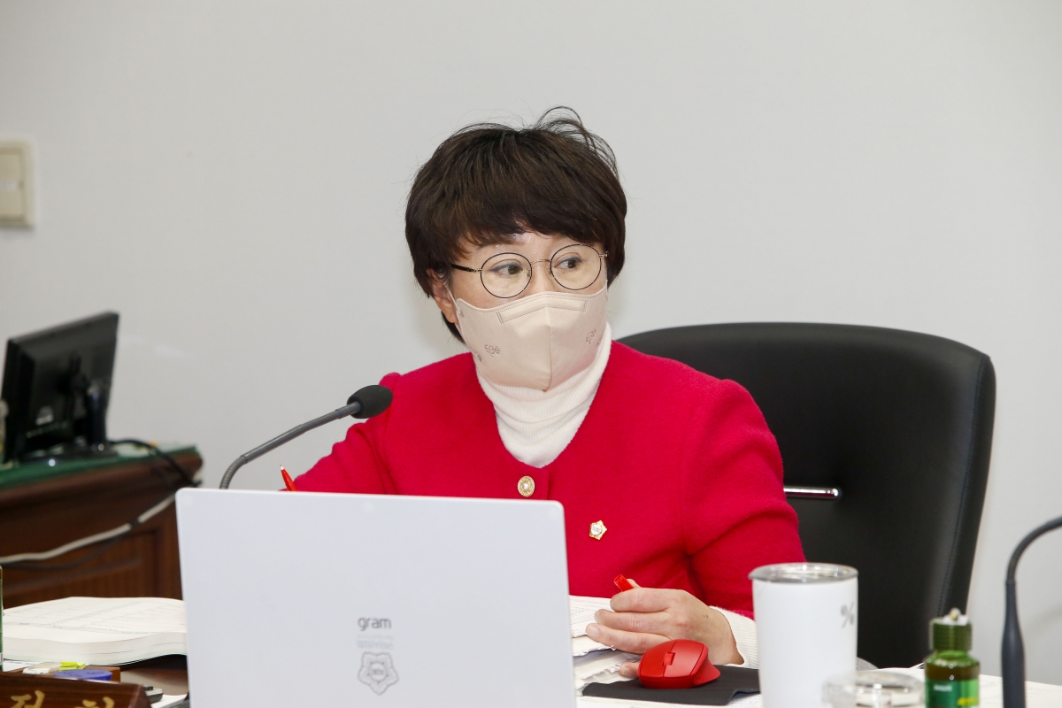 20221201-010[_P7U3641-제263회 구미시의회 제2차 정례회시  산업건설위원회 2023년도 예산안 및 기금운용계획안 예비심사활동.jpg