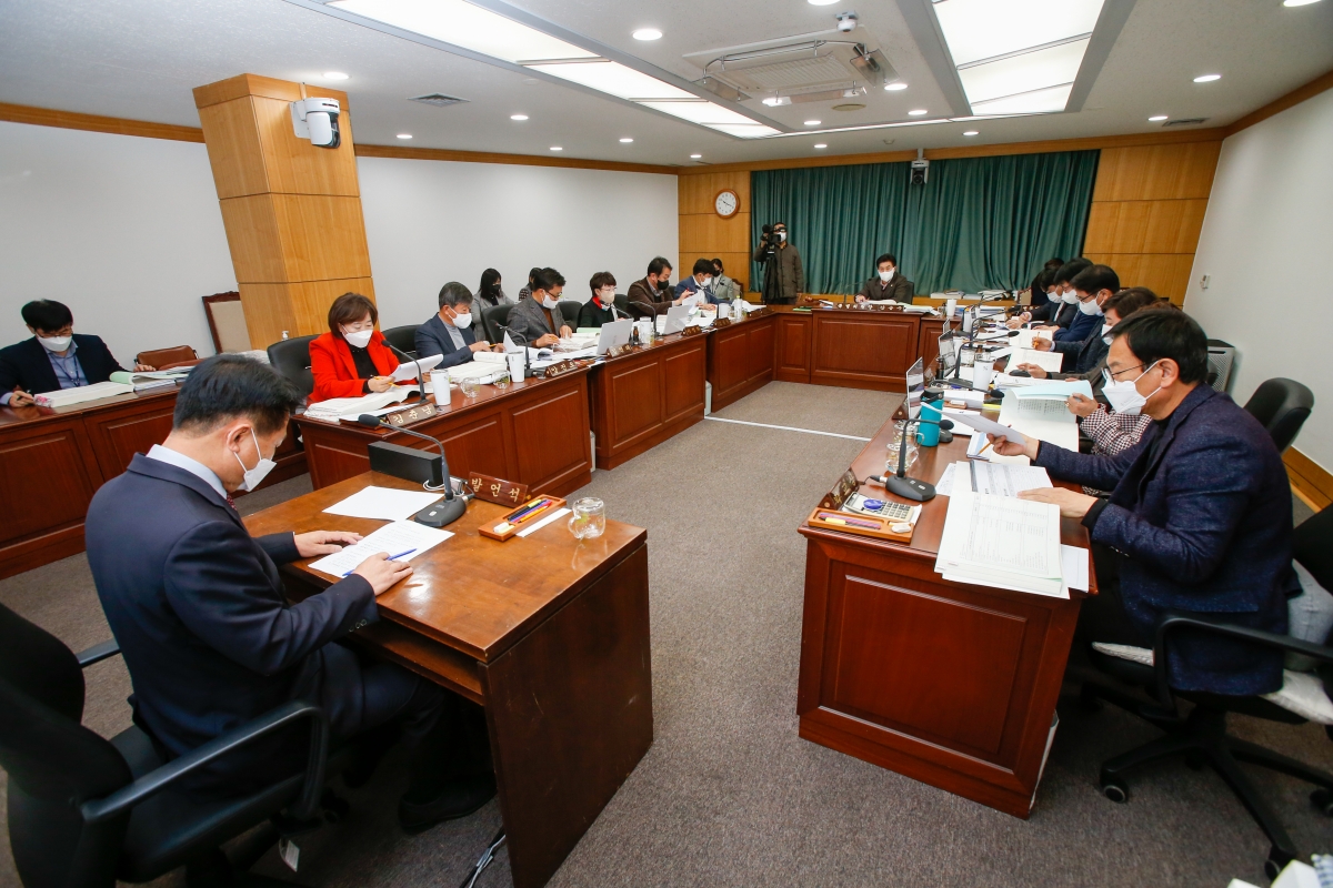 20221205-003[_P7U4452-제263회 구미시의회 제2차 정례회시 예산결산특별위원회 2023년도 예산안 및 기금운용계획안 심사활동.JPG