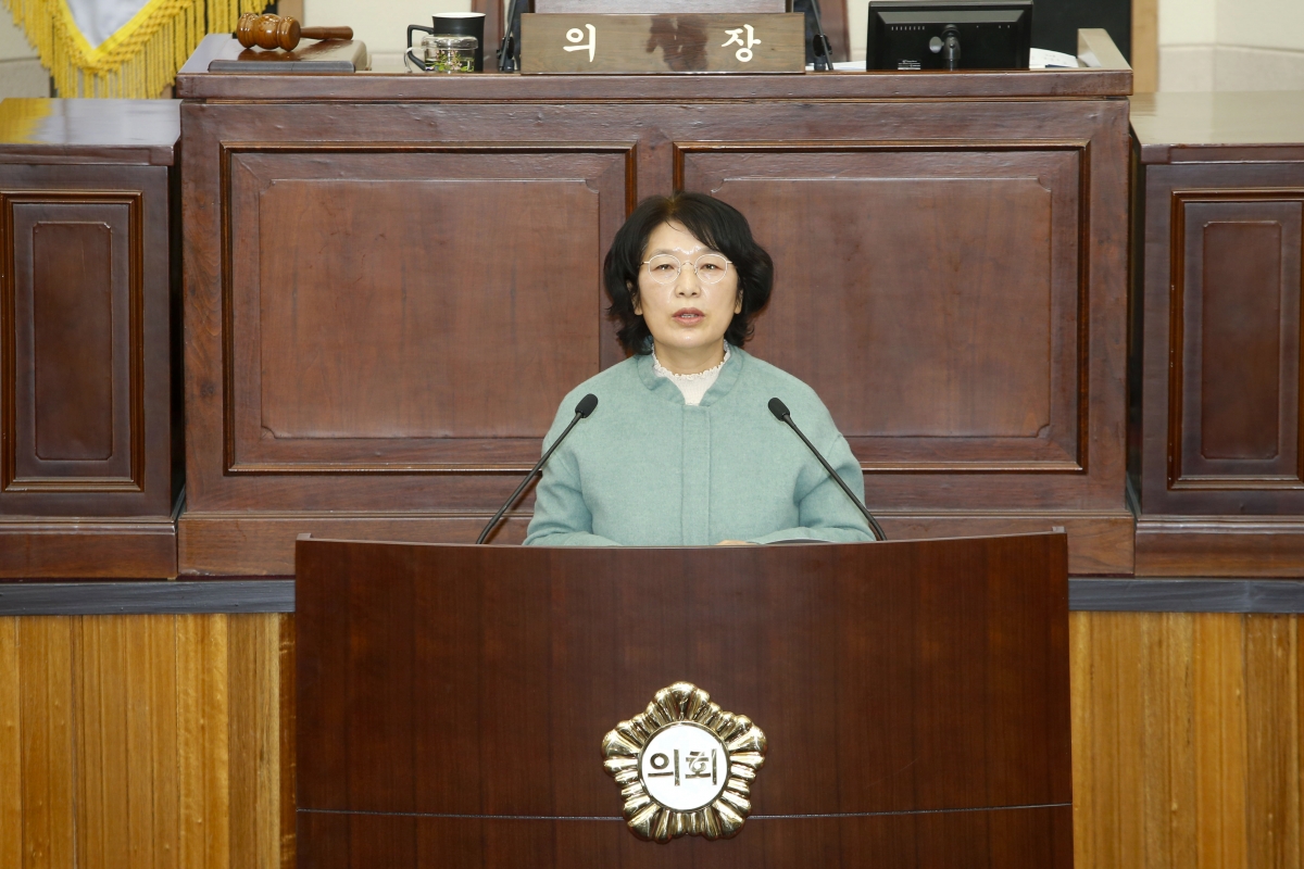 20221212-019[_P7U5493-1-제263회 구미시의회 제2차 정례회 제2차 본회의시 추은희 의원 5분 자유발언.jpg