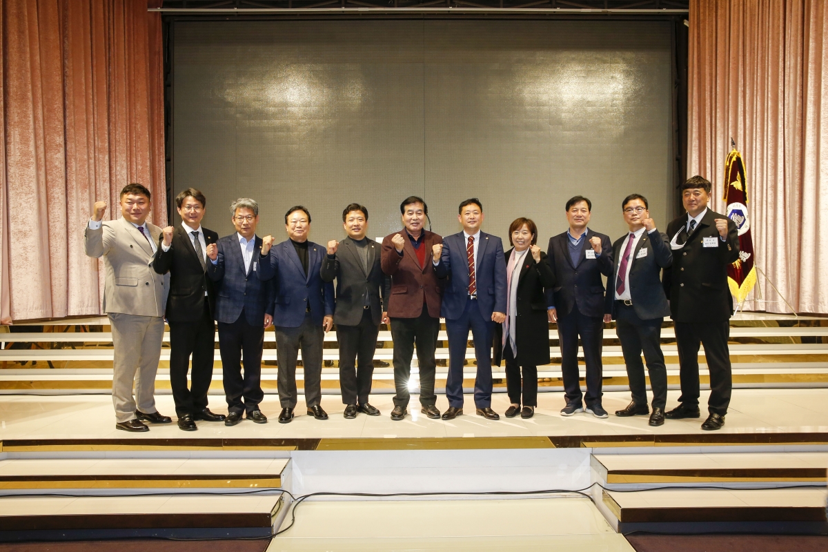 20221207-114[_P7U5089-1-구미회 회장 이·취임식.jpg