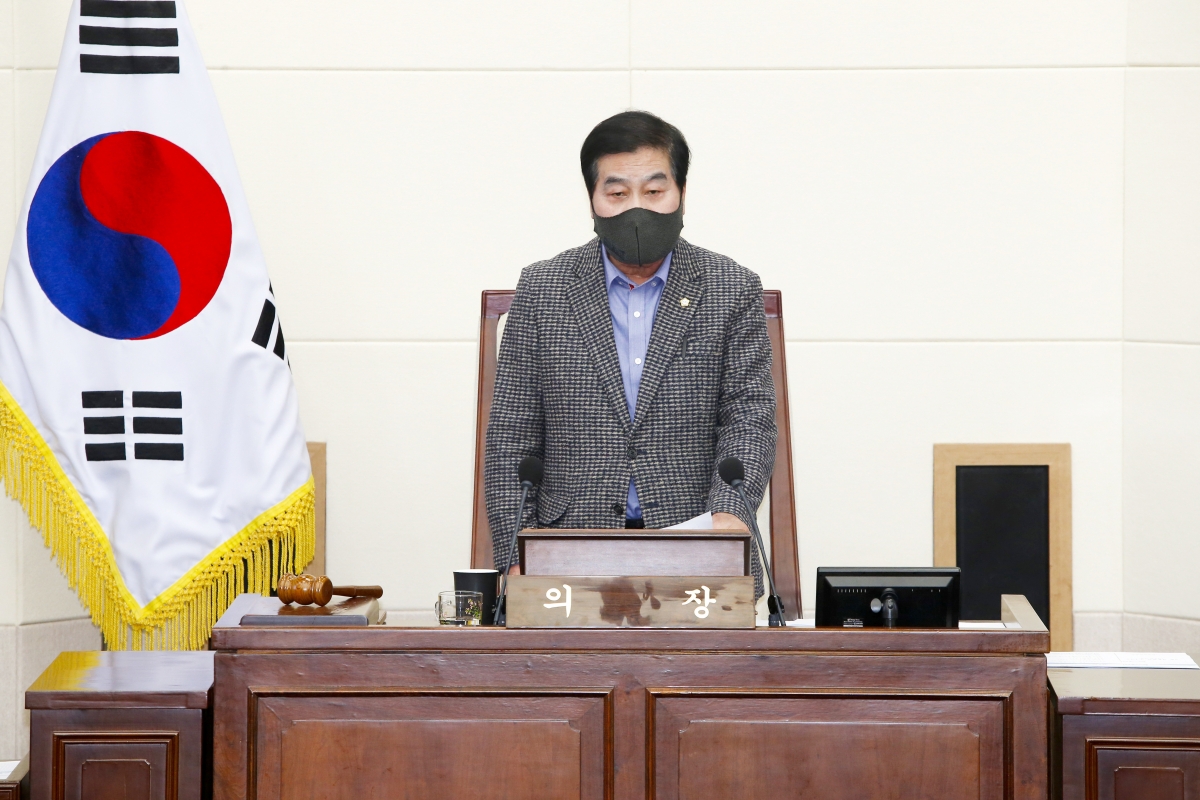 20221216-005[_P7U6080-1-제263회 구미시의회 제2차 정례회 제3차 본회의시 안주찬 의장 회의주재.jpg