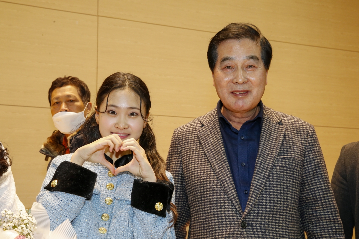 20221217-023[_P7U6292-1 복사-제2회 한국음악창착 콩쿠르대회.jpg