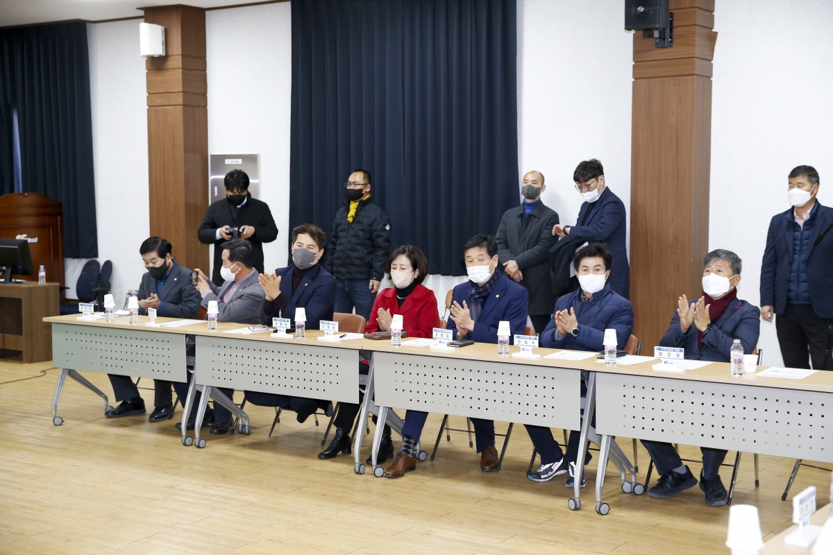 20221228-077[_P7U7341-1-한국식품연구원 경북본부 설립 업무협약식.jpg