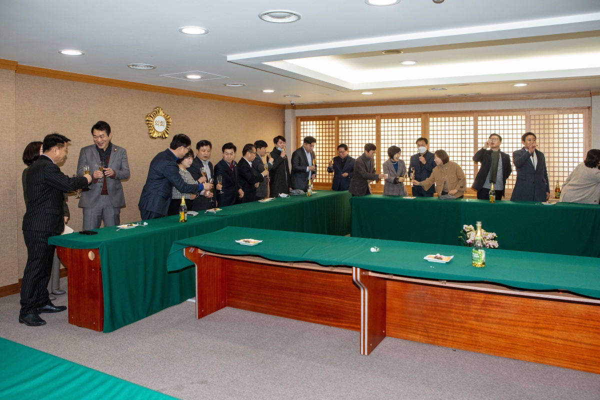 20230103-093[IMG_3530-2023 구미시의회 신년인사회.JPG