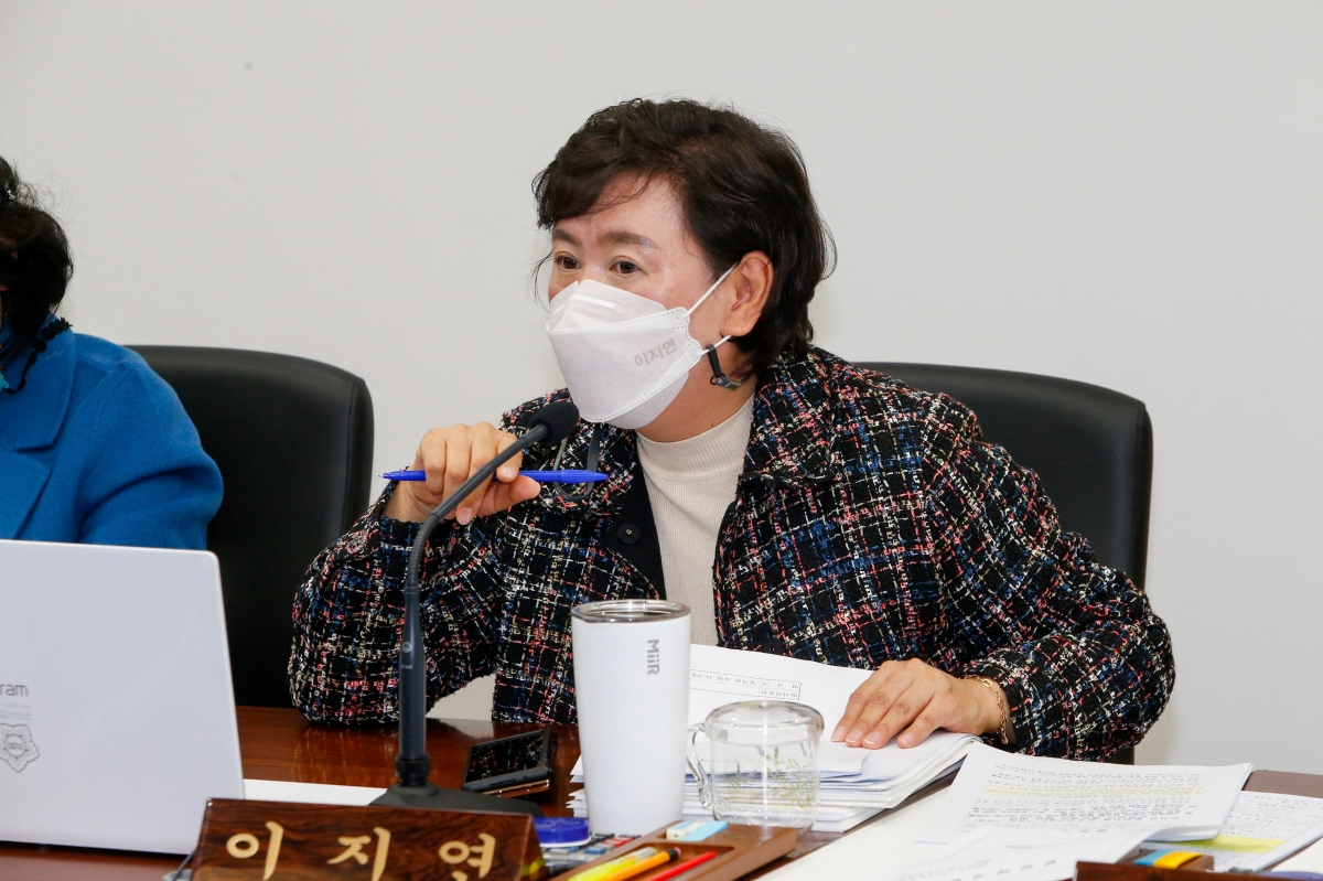 20230111-031[_P7U8813-제264회 임시회 산업건설위원회 조례안 심사활동.JPG