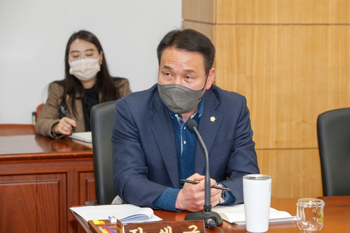 20230111-044[_P7U8866-제264회 임시회 산업건설위원회 조례안 심사활동.JPG