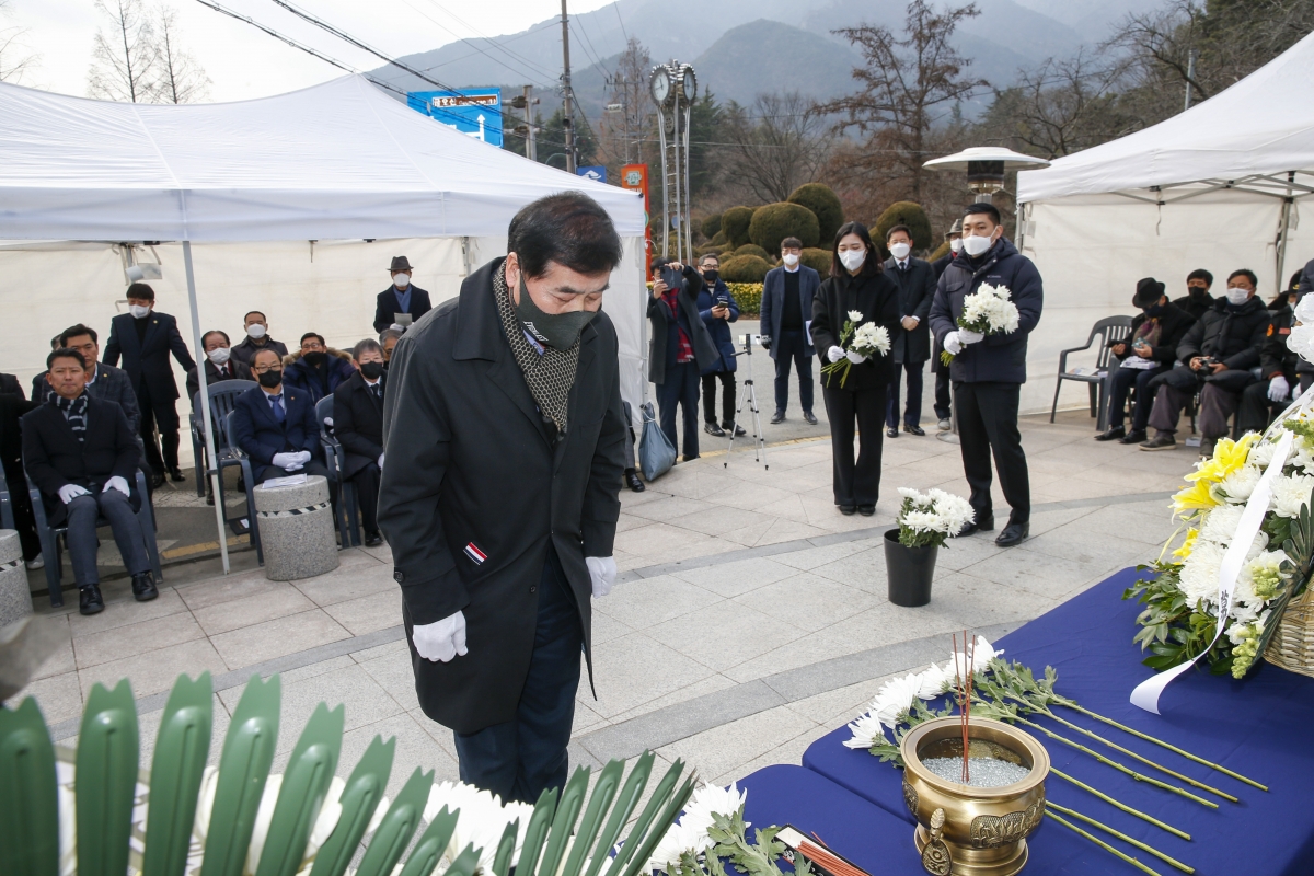 20230118-032[_P7U9580-1-박희광 선생 53주기 추모식.jpg
