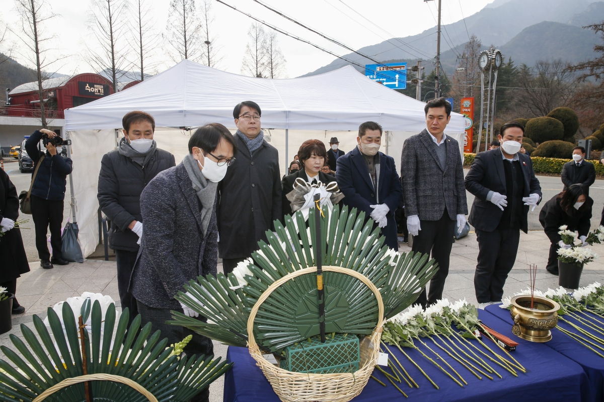 20230118-040[_P7U9597-1-박희광 선생 53주기 추모식.jpg