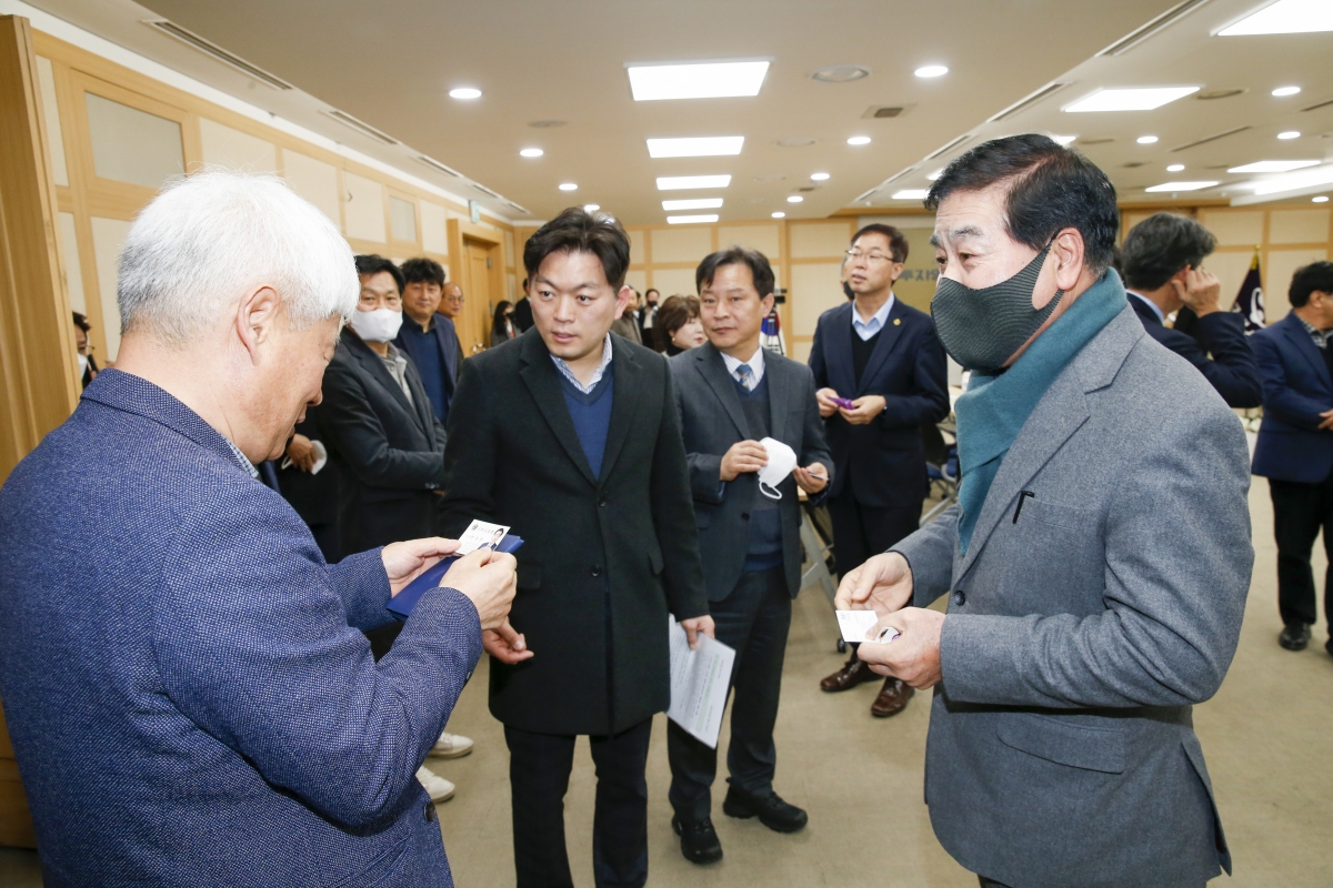 20230208-004[_P7U1504-1-아주스틸↔구미시 투자양해각서 체결식.jpg