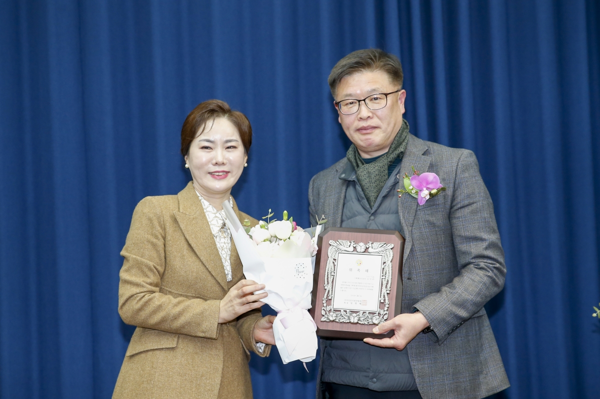 20230209-060[_P7U1678-1-구미시 유치원연합회장 이·취임식.jpg