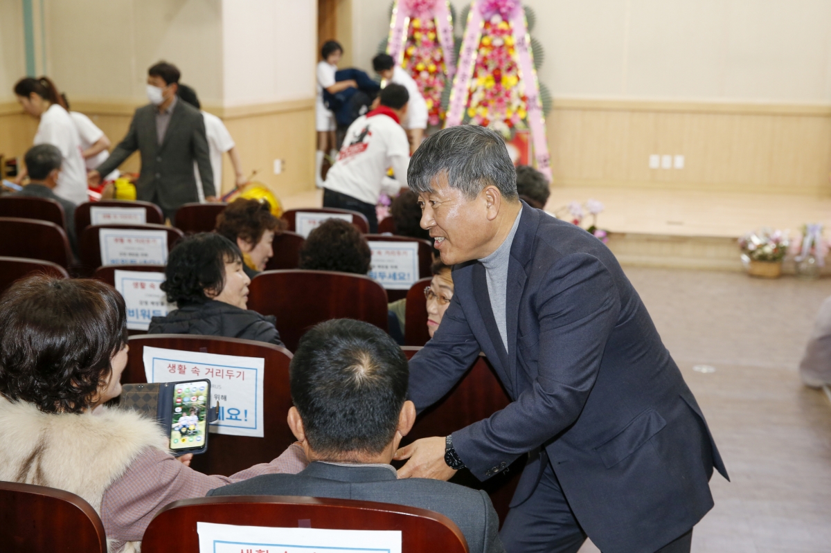 20230214-004[_P7U2047-1-한국생활개선구미시연합회 회장단 이·취임식 및 교육.jpg