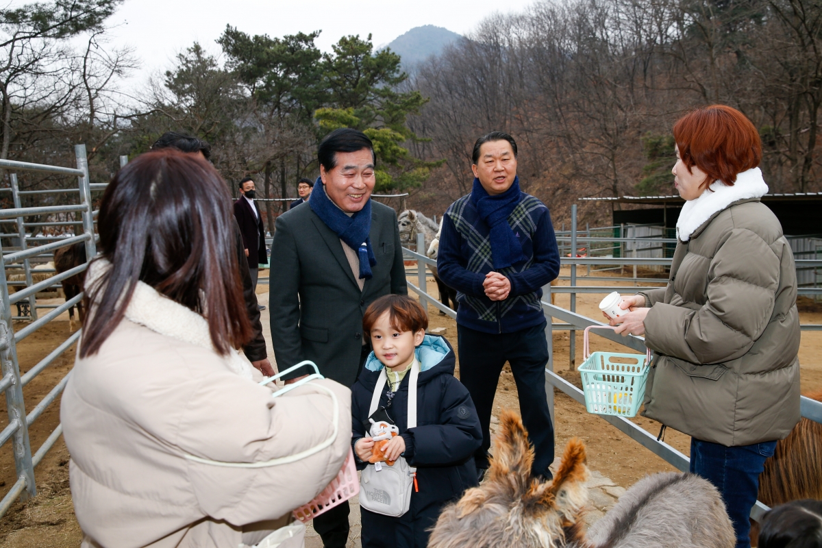 20230218-016[_P7U2596-쥬쥬동산 방문.JPG