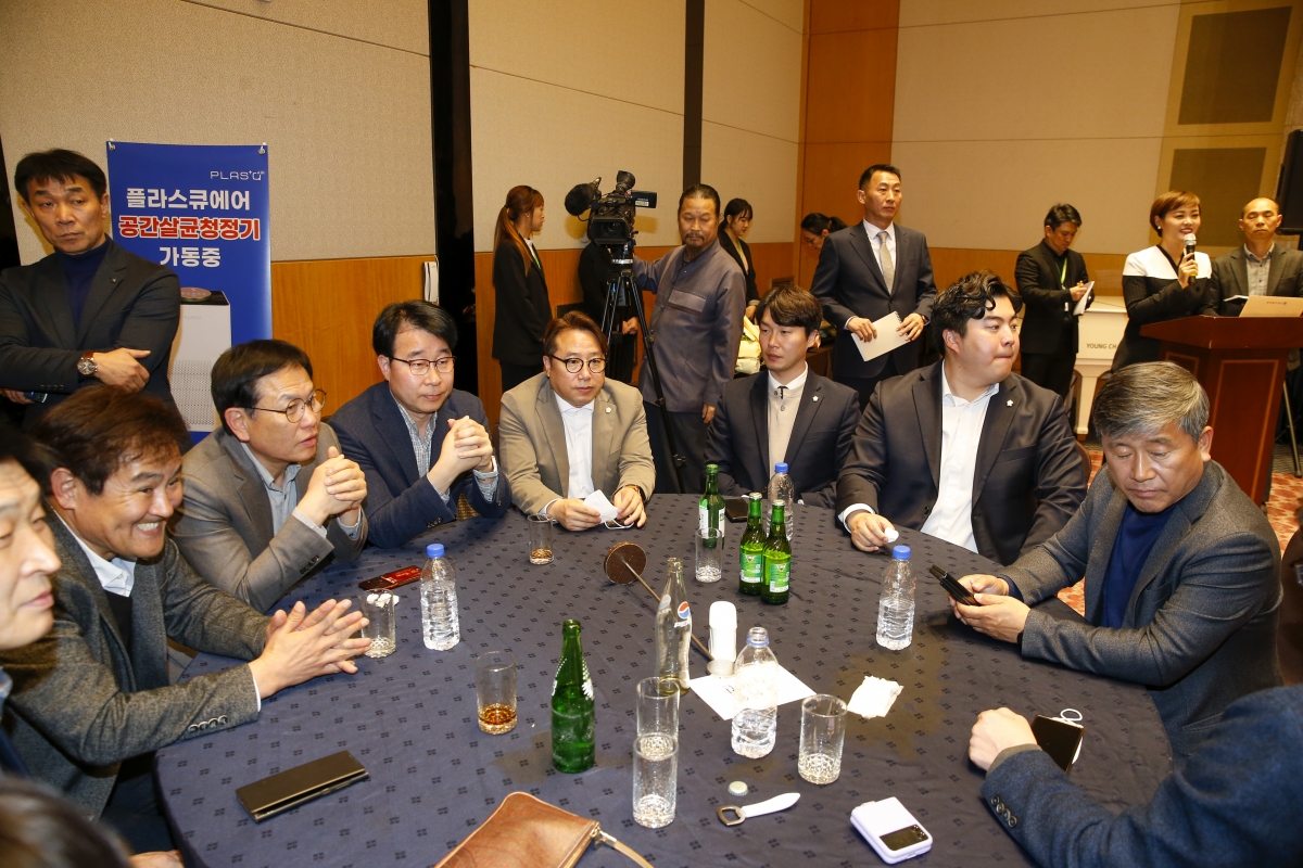 20230307-012[_P7U3623-1-구미시 체육회장 이·취임식.jpg