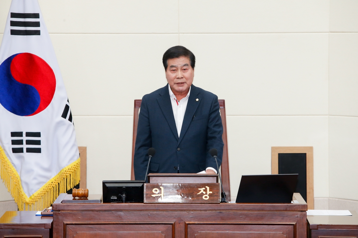20230310-003[_P7U3776-제265회 임시회 제1차 본희의시 안주찬 의장 회의주재.JPG