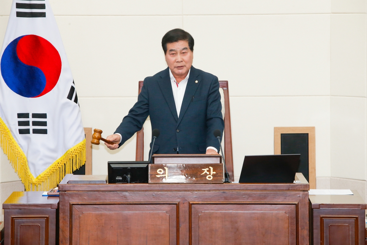20230310-022[_P7U3831-제265회 임시회 제1차 본희의시 안주찬 의장 회의주재.jpg