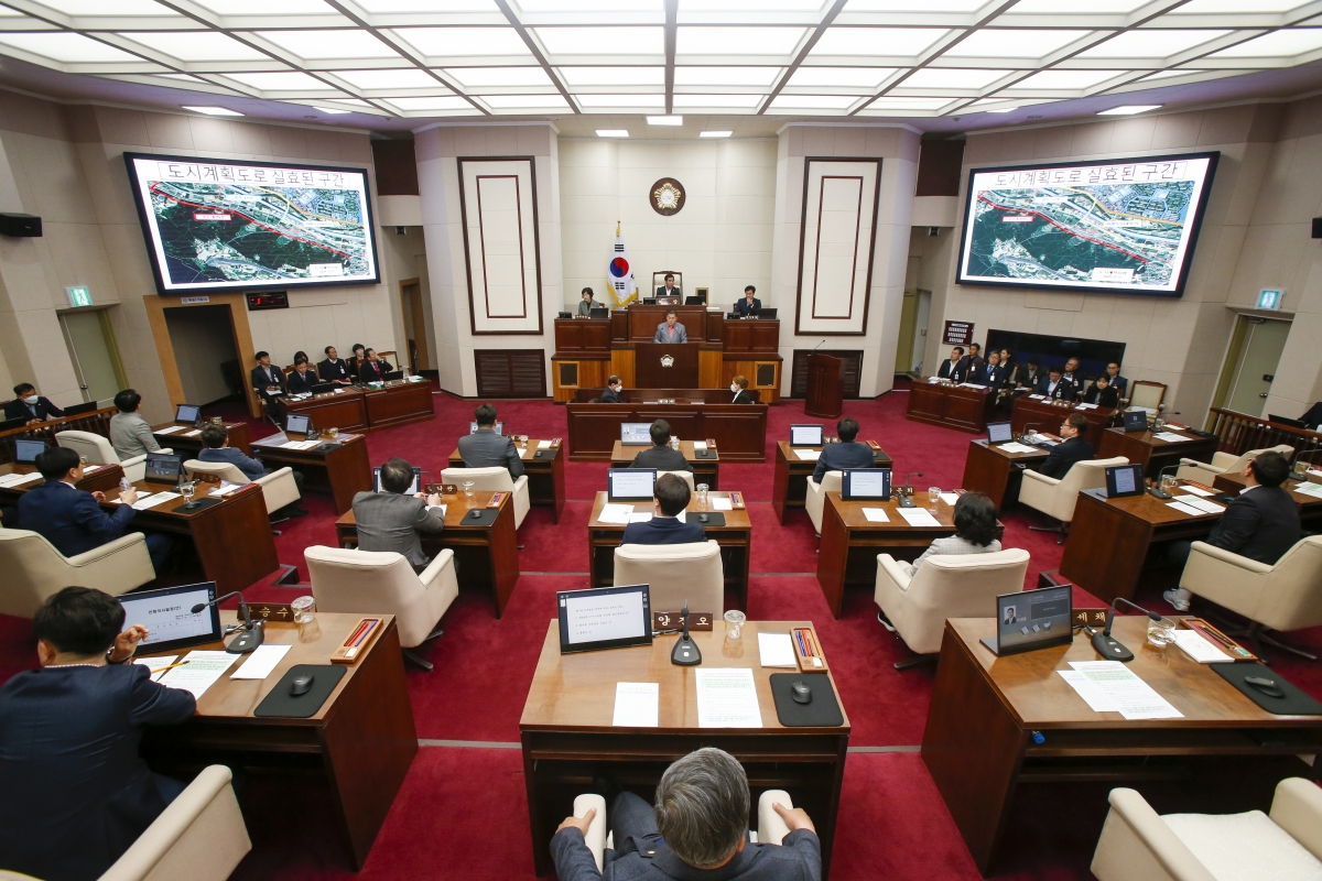 20230310-010[_P7U3800-제265회 임시회 제1차 본희의시 박세채 의원 5분 자유발언.jpg