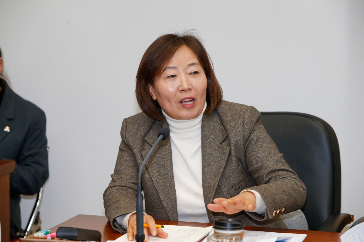 20230313-039[_P7U4502-제265회 임시회 기획행정위원회 조례안 심사활동.JPG