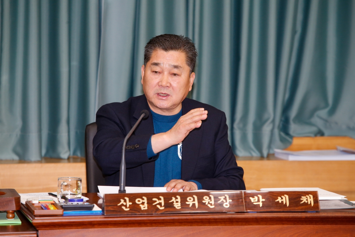 20230313-048[_P7U4466-제265회 임시회 산업건설위원회 조례안 심사활동.JPG