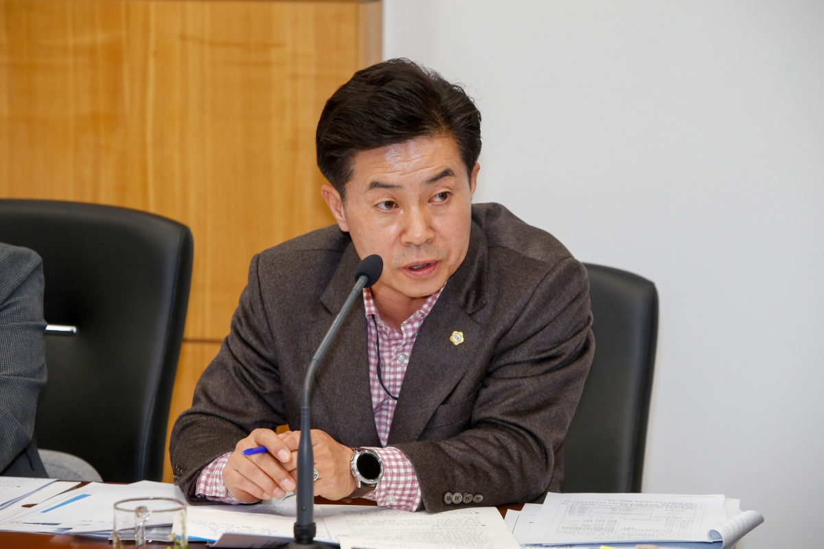 20230313-069[_P7U4510-제265회 임시회 산업건설위원회 조례안 심사활동.JPG