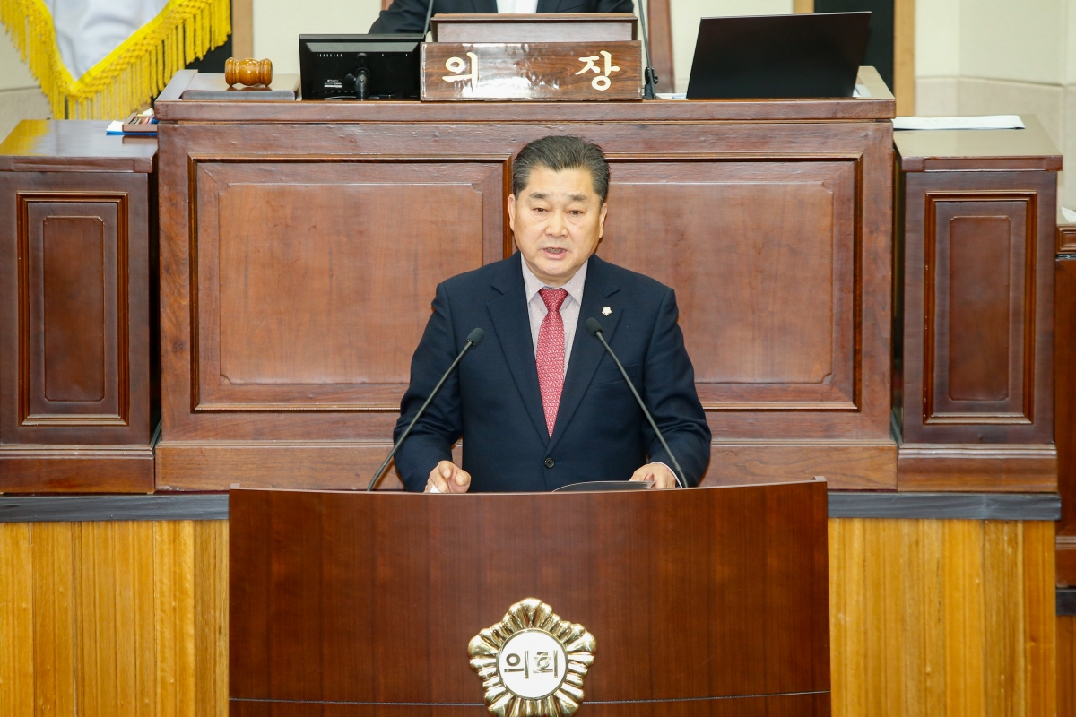 20230316-027[_P7U5194-제265회 임시회 제2차 본희의시 박세채 산업건설위원장 상임위원회 활동결과보고.JPG