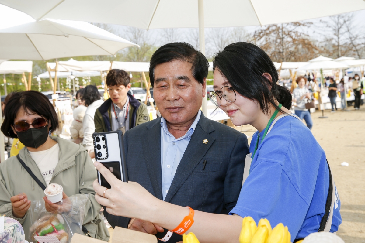 20230401-065[_P7U6245-1-제15회 고아웃 캠프 축제.jpg