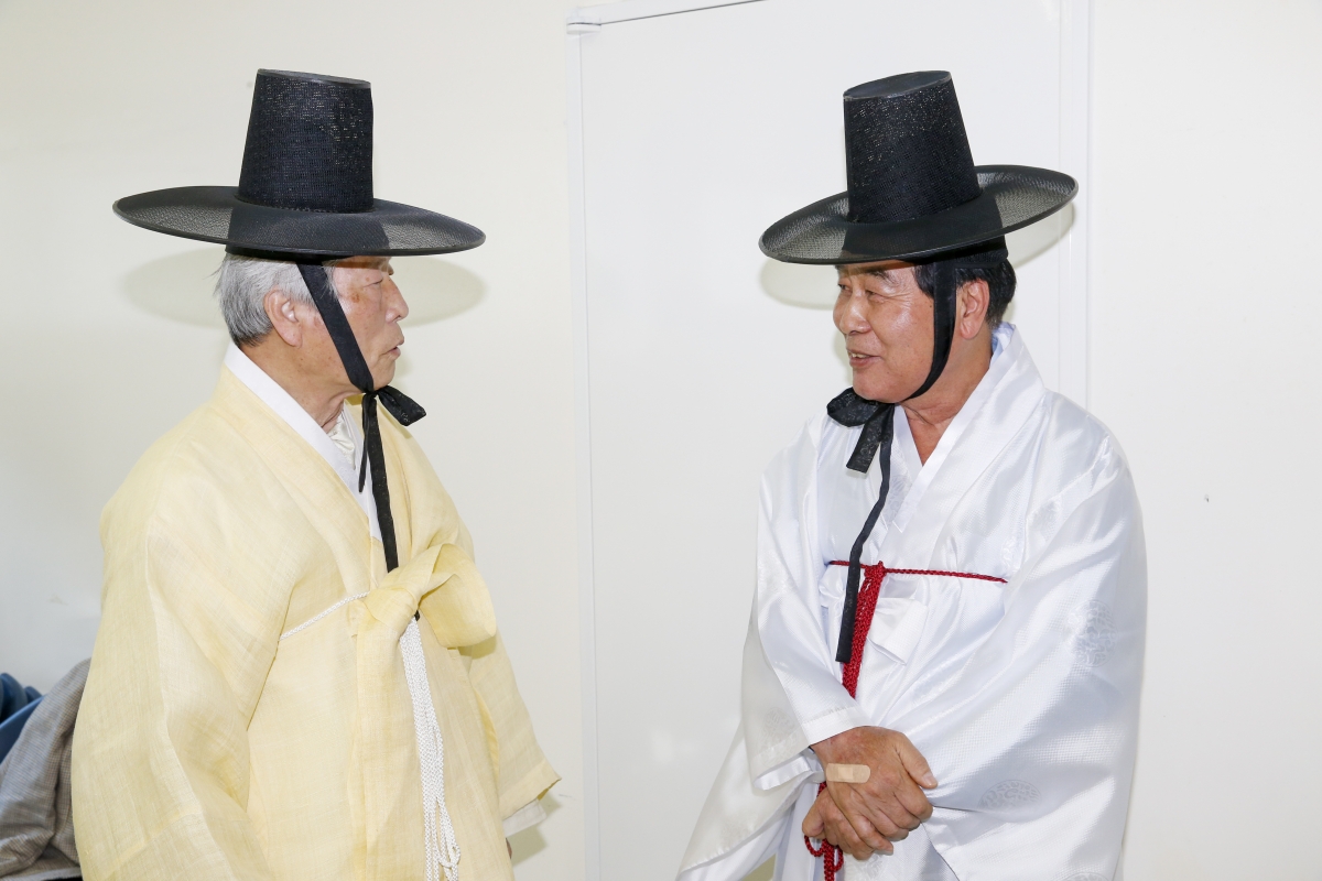 20230402-005[_P7U6262-1-왕산허위선생 춘계향사.jpg