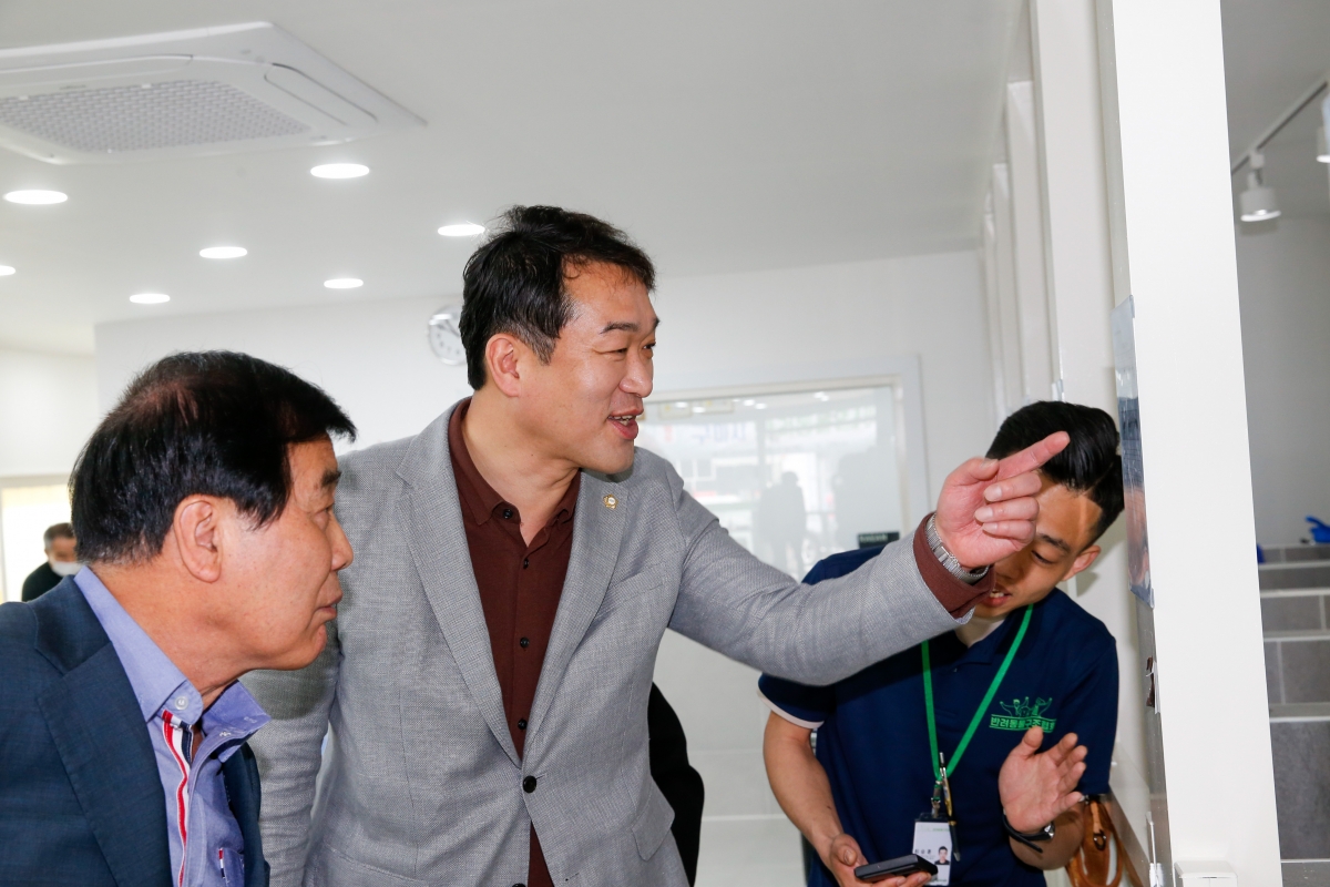 20230406-016[K_124350676_09-구미시 반려동물 입양센터 개소식.JPG