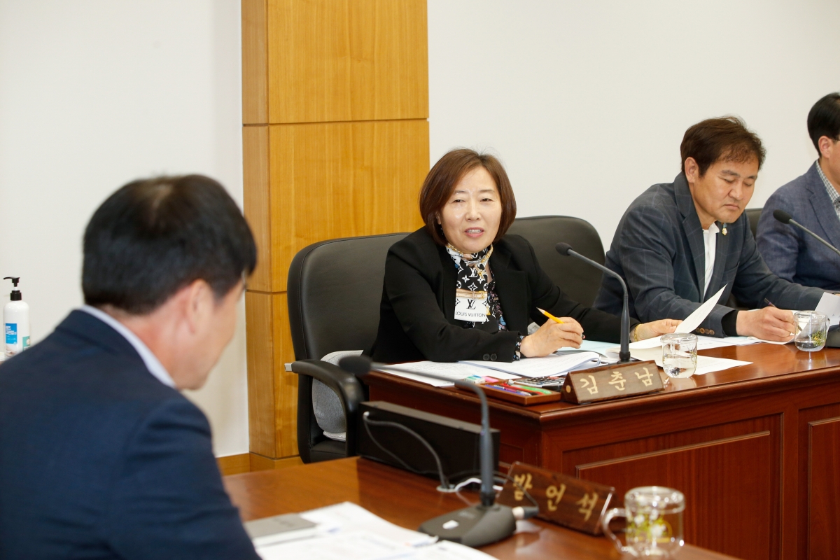 20230413-029[_P7U7780-제266회 임시회 기획행정위원회 조례안 심사활동.jpg
