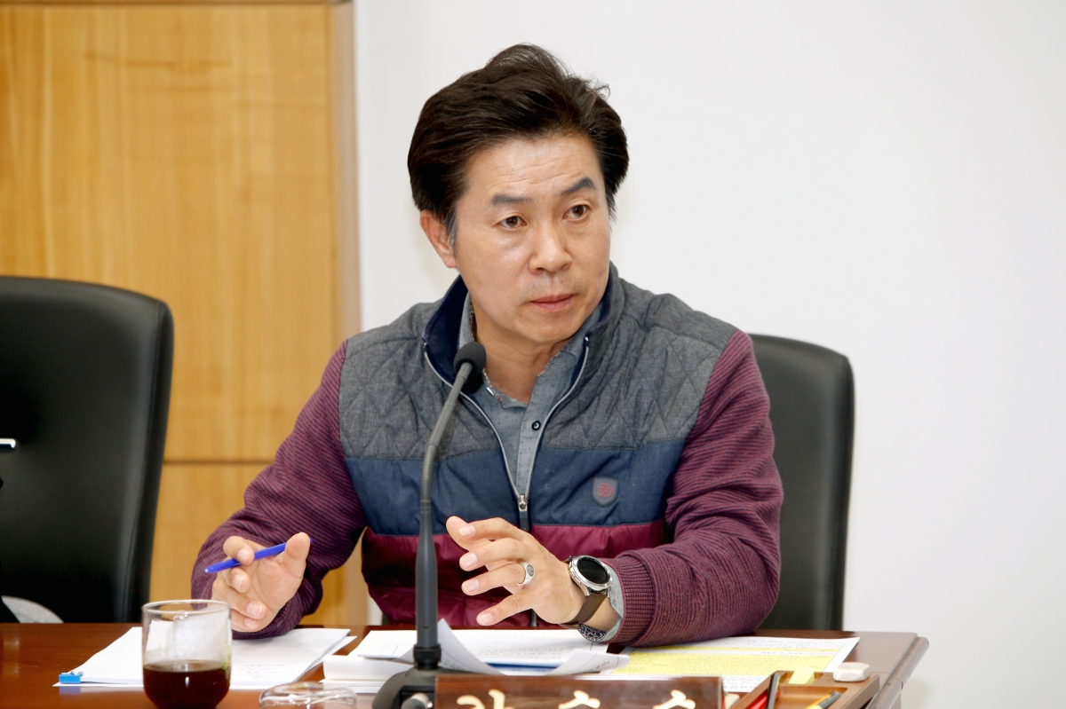 20230413-056[_P7U7712-제266회 임시회 산업건설위원회 조례안 심사활동.jpg