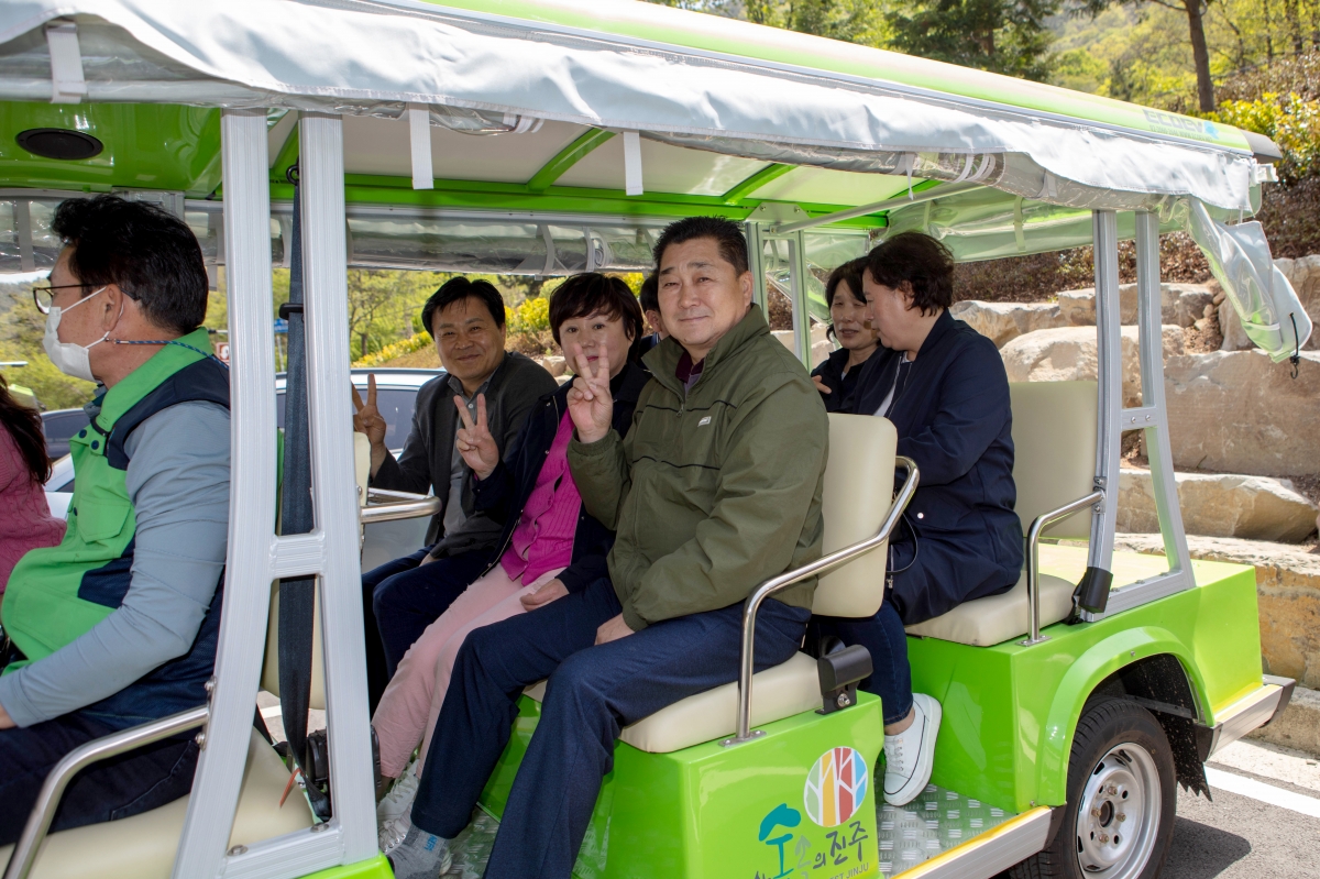 20230417-134[IMG_4226-제266회 임시회 산업건설위원회 경남 진주시 월아산 자연휴양림 비교견학.jpg