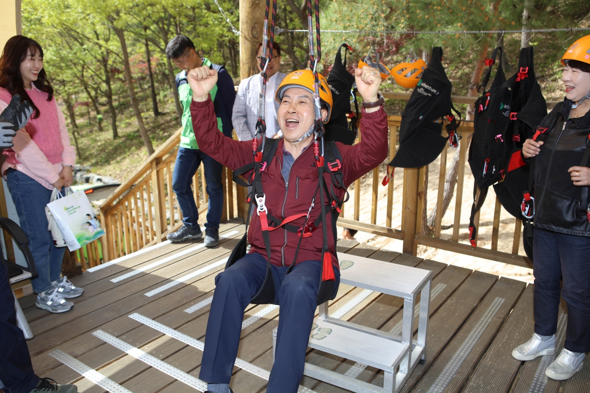 20230417-256[IMG_4474-제266회 임시회 산업건설위원회 경남 진주시 월아산 자연휴양림 비교견학.JPG