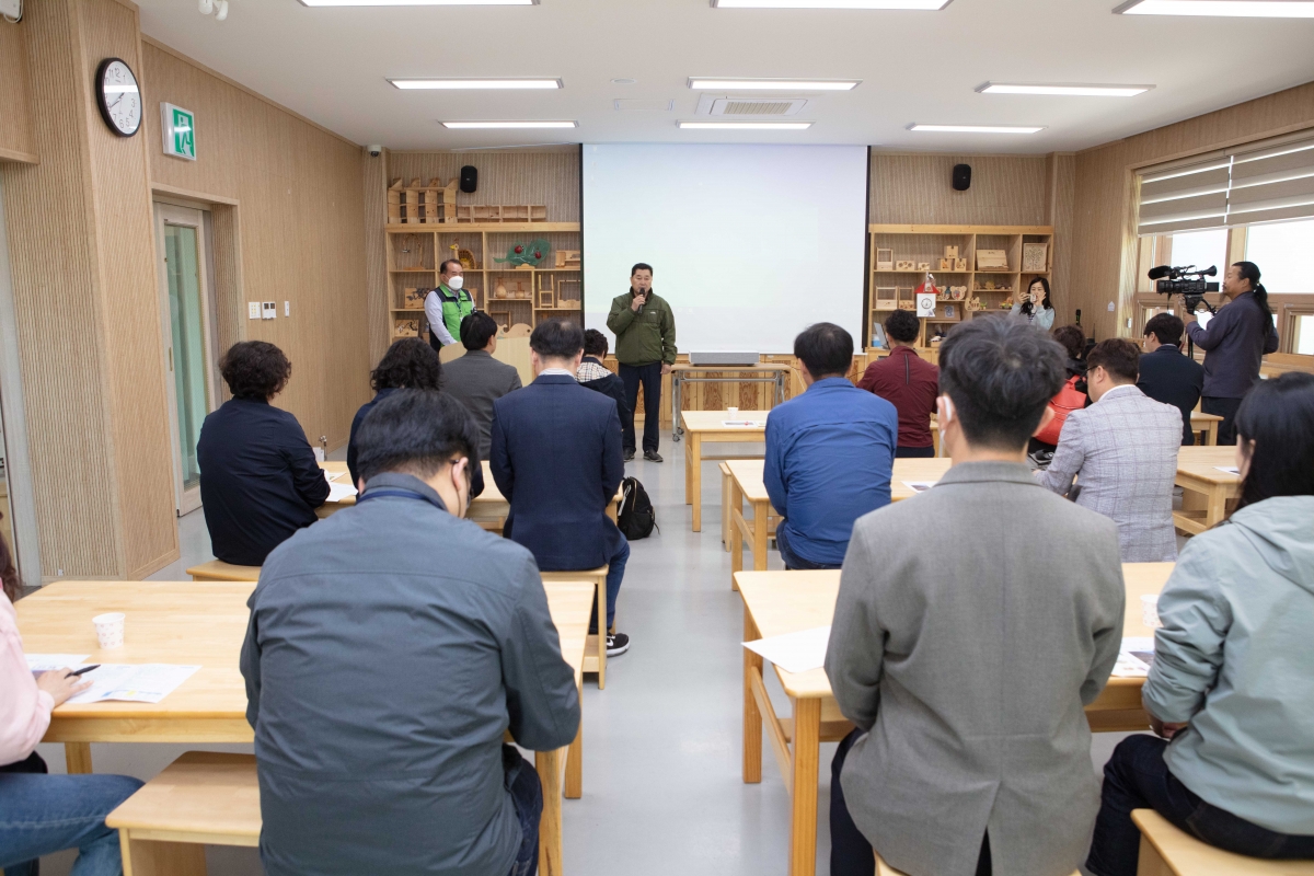 20230417-144[IMG_4255-제266회 임시회 산업건설위원회 경남 진주시 월아산 자연휴양림 비교견학.JPG